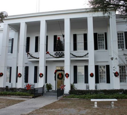 Clinch County Courthouse